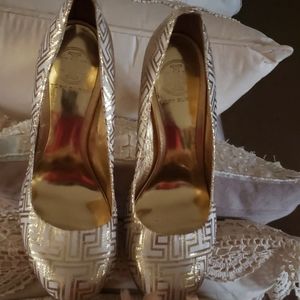 Tory Burch pumps